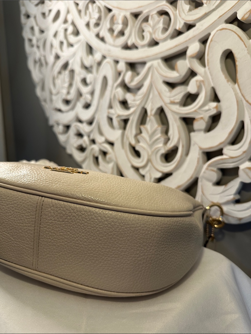 Coach Pebbled Leather Shoulder Bag in Cream and Gold - Picture 5 of 12